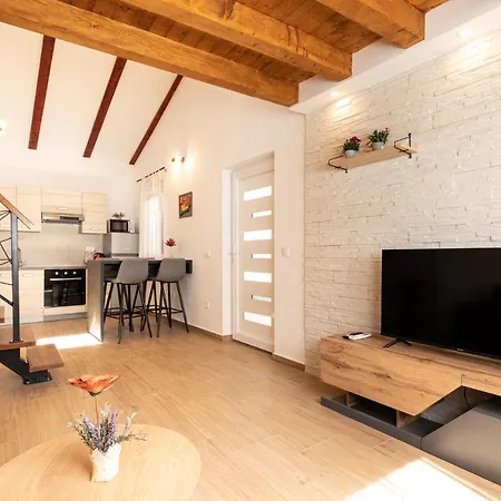 Gazic Apartman Zára